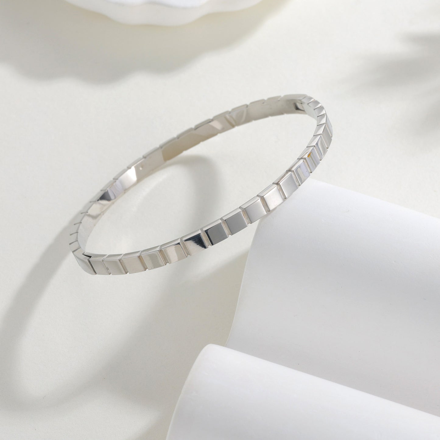 Unisex Stainless Steel 4MM Square Round Bracelet By Planderful Everyday Genie For Everyday Style And Protection