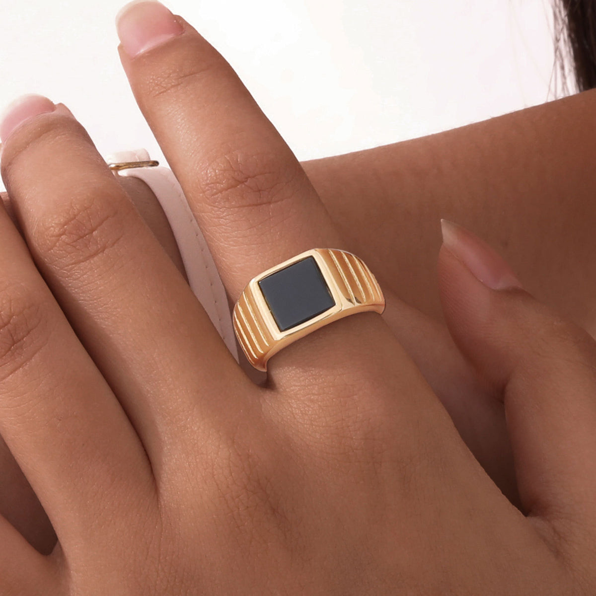 Unisex Neutral Stainless Steel Square Black Agate Gold Ring