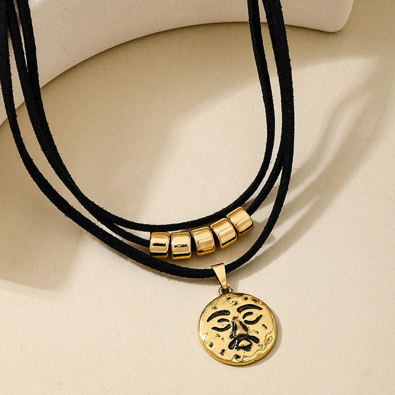 Planderful Vienna Verve Necklace – Elegant Three-Layer Crescent Moon Design