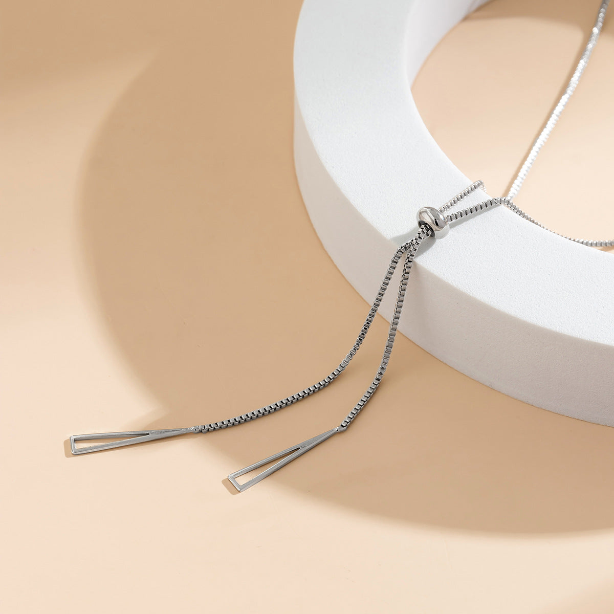 Minimalistic Triangle Pendant Adjustable Tassel Necklace Elegant Single-layer Necklace for Women Contemporary European and American Style Necklace