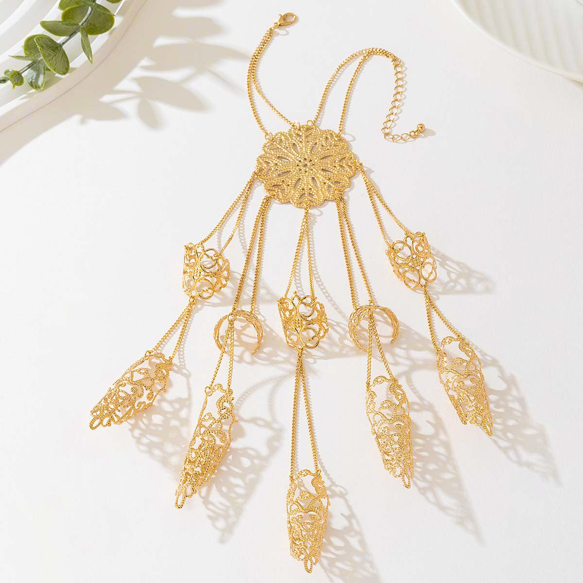 Planderful Vienna Verve Bracelet – Exaggerated Metal Hollow Design