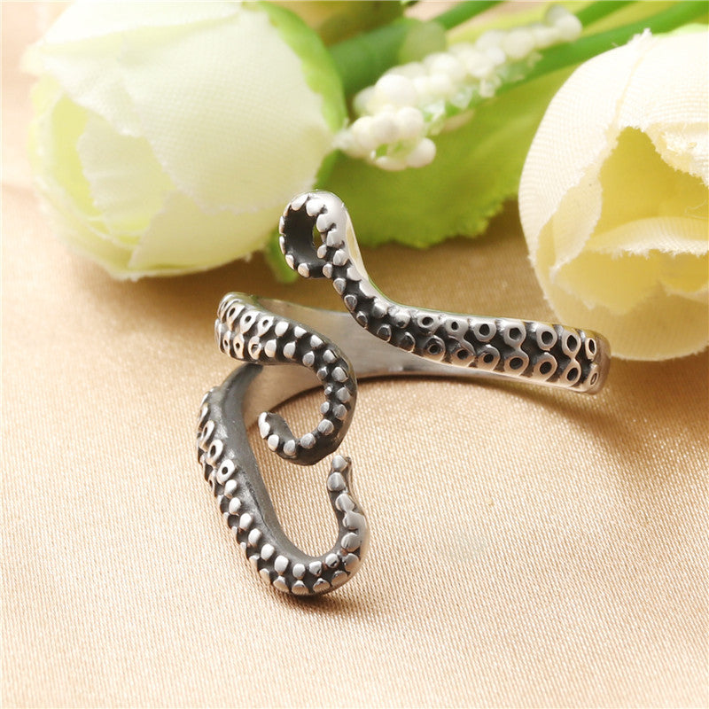 Titanium Steel Retro Squid Claw Ring for Men - Trendy Animal Jewelry Accessory