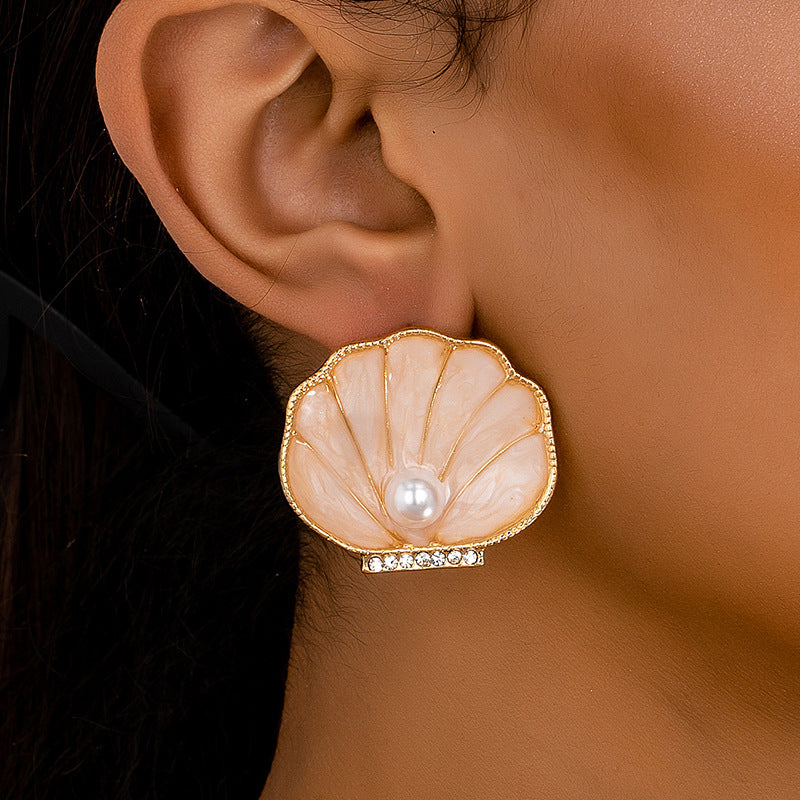 Planderful Vienna Verve Earrings – Creative Enamel Marine Life Design