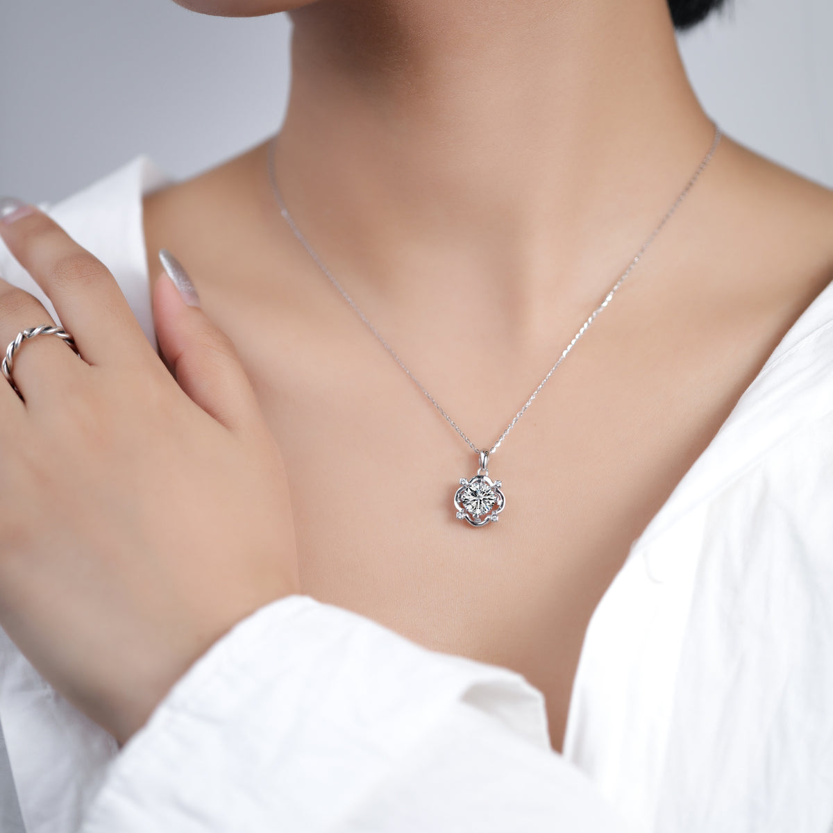 Clover Four-Leaf S925 Sterling Silver Women's Pendant Necklace