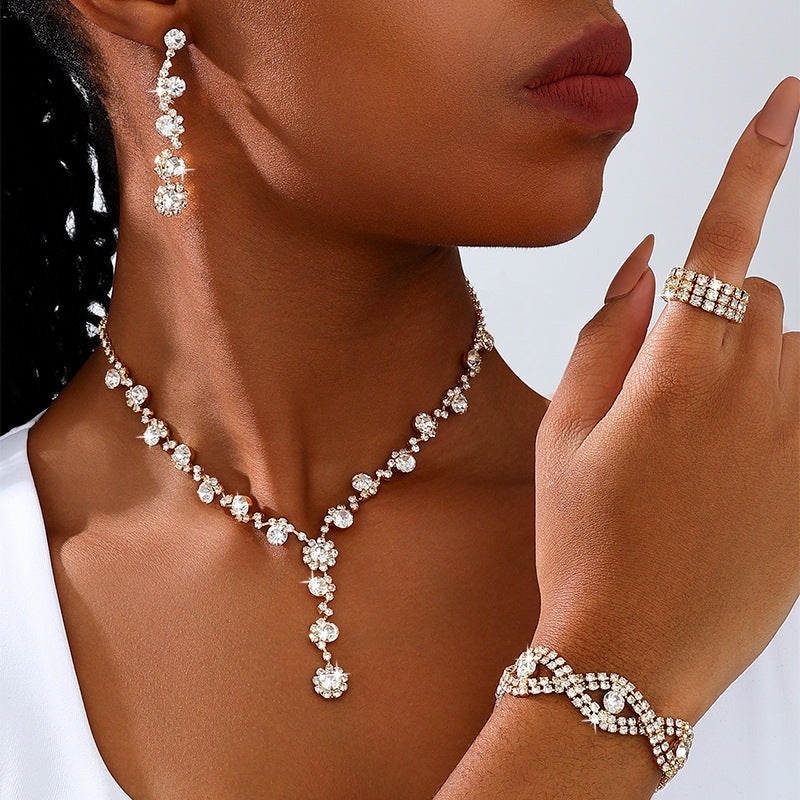 Elegant Women's Jewelry Set by Planderful for Fashion Lovers