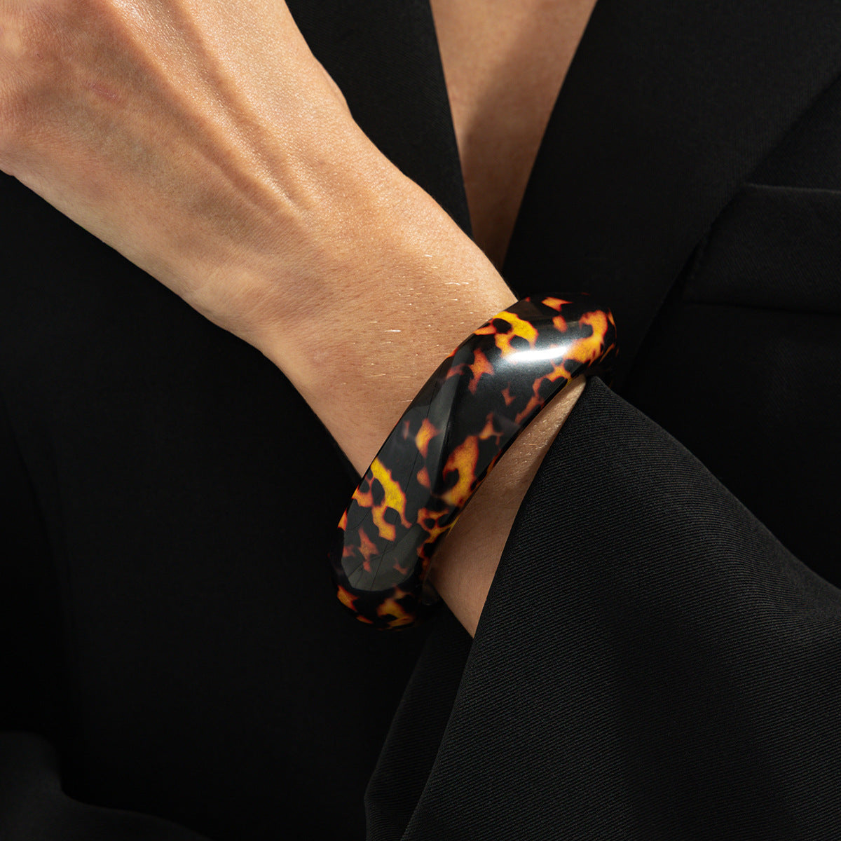 Planderful Leopard Print Irregular Bracelet Personalized Acrylic Geometric Hand Jewelry For Women Vienna Verve