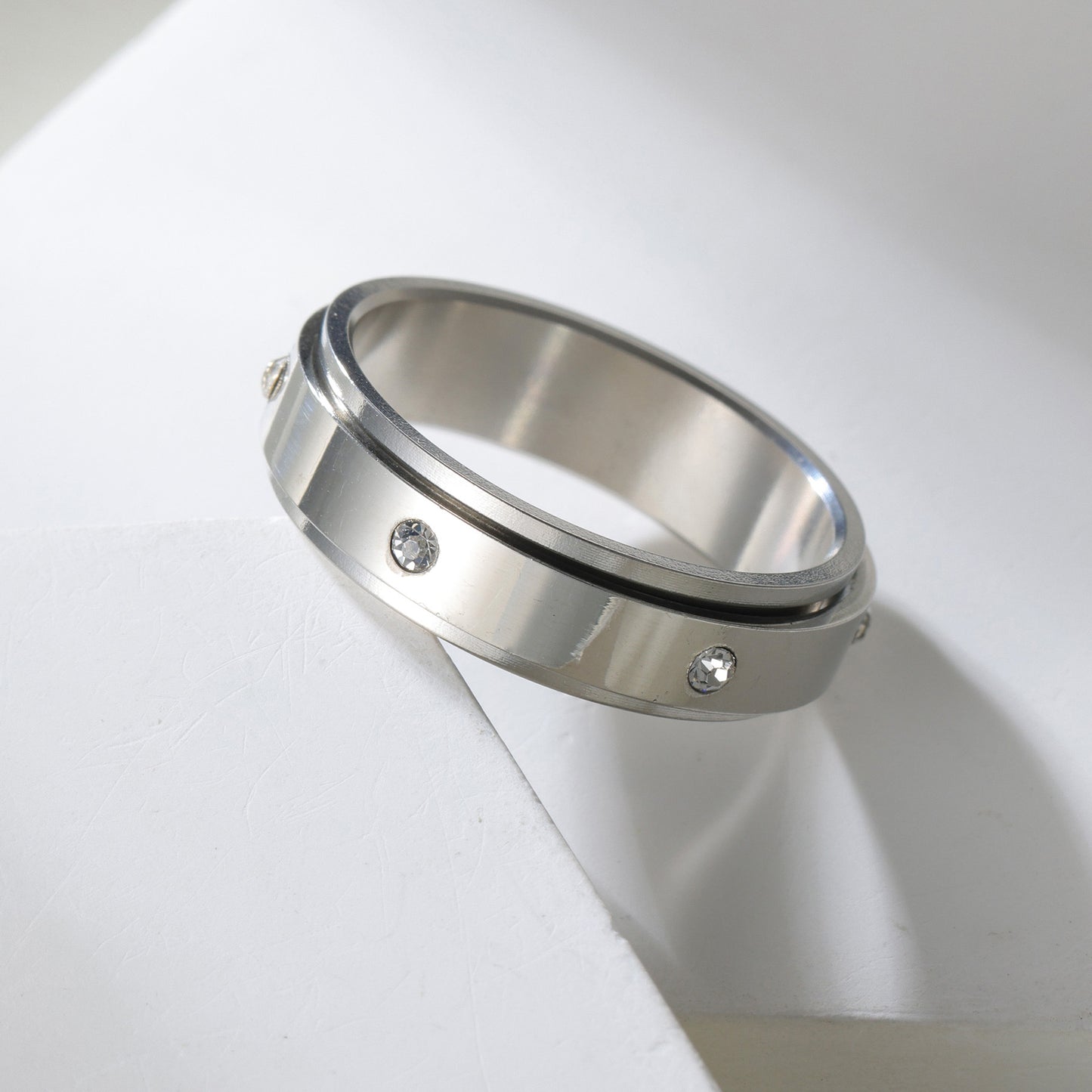 Planderful Rotating Six Zircon Ring Unisex Titanium Steel