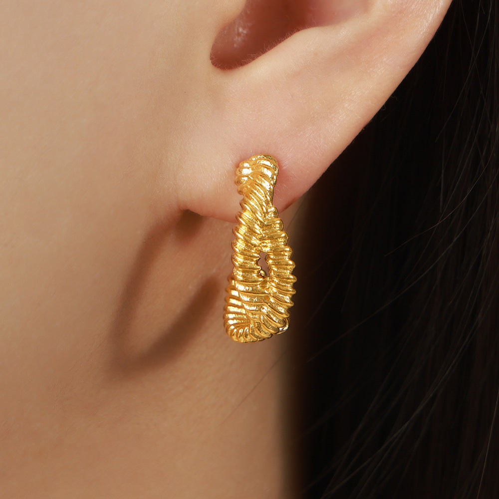 Gold-Plated Hollow Geometric C-Shaped Earrings - Planderful Everyday Genie Collection