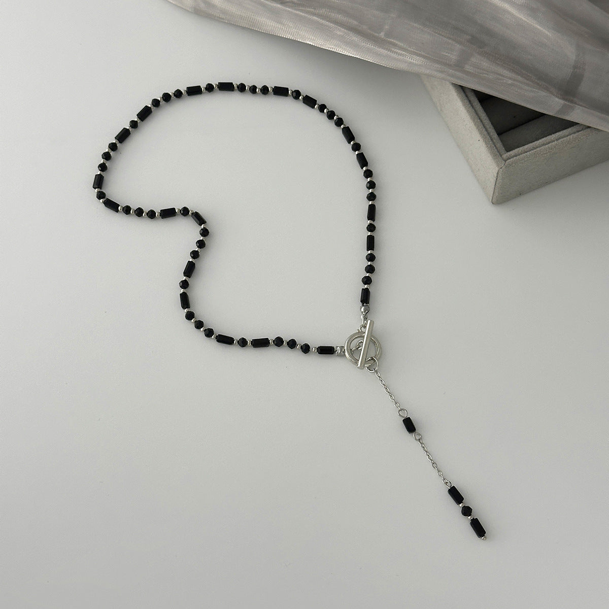 Black Crystal-Style Toggle Y-Necklace