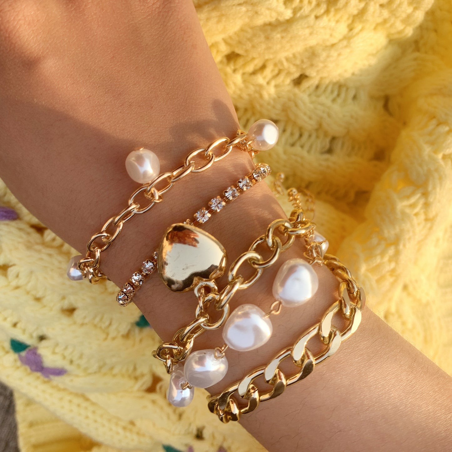 Planderful Vienna Verve Retro Heart Claw Chain Zircon Bracelet Set For Women With Fringed Pearl Accents