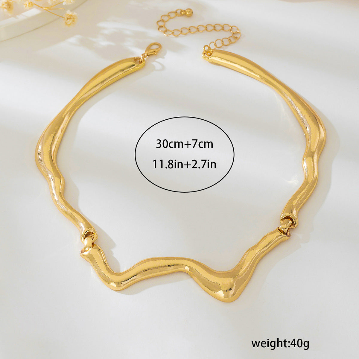 Planderful Vienna Verve Necklace – Exaggerated Heavy Metal Gold Design