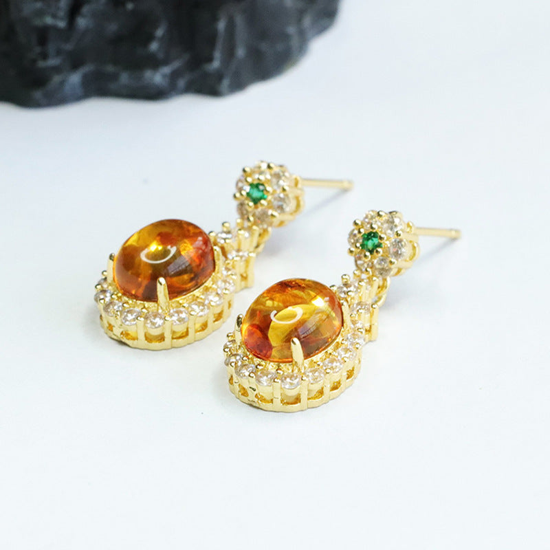 Amber Clover Stud Earrings