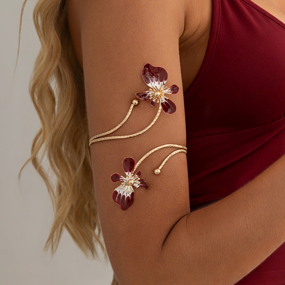 Planderful Vienna Verve Dripping Flower Open Arm Bracelet Adjustable Exotic Petal Winding Jewelry For Women