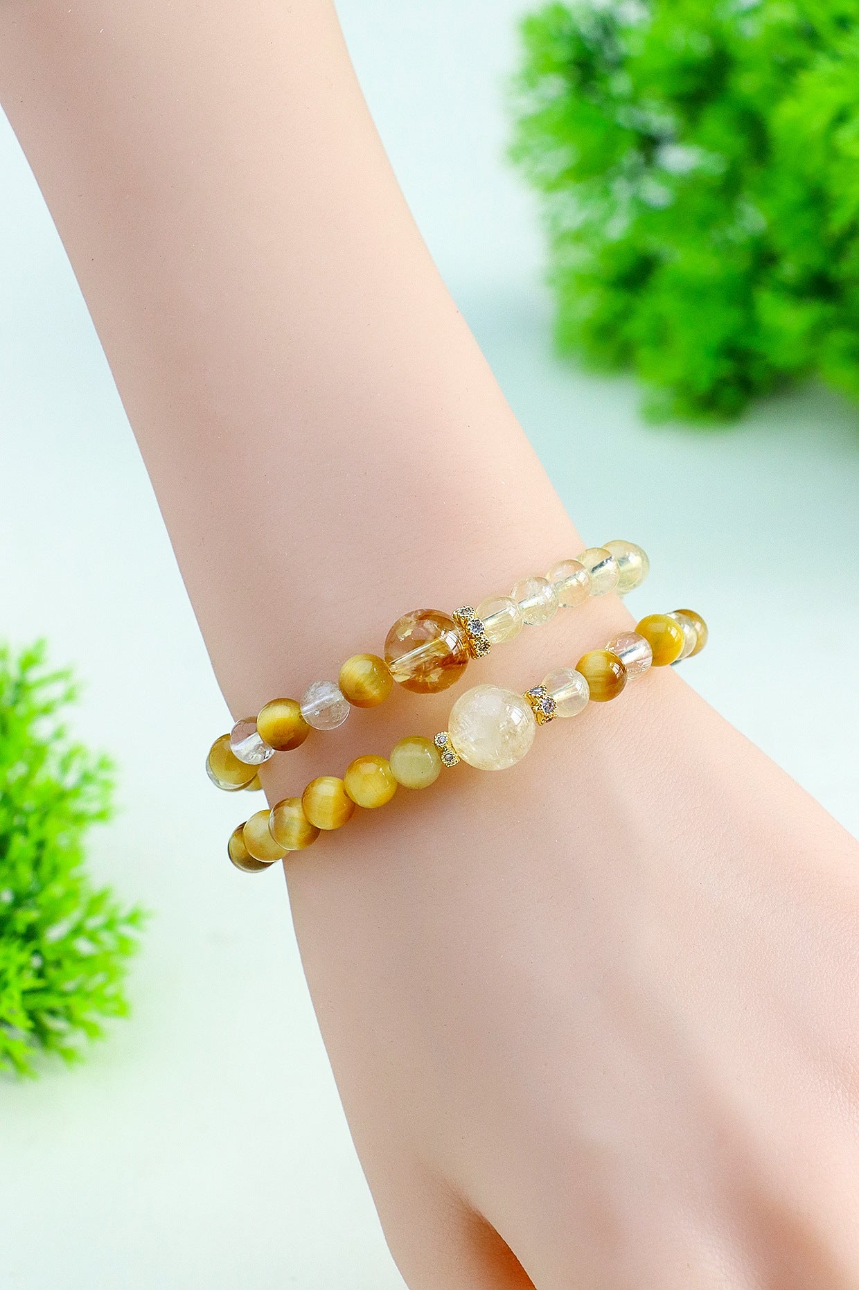 Planderful Fortune's Favor Bracelet – Elegant Double Circle Design with Lucky Crystals