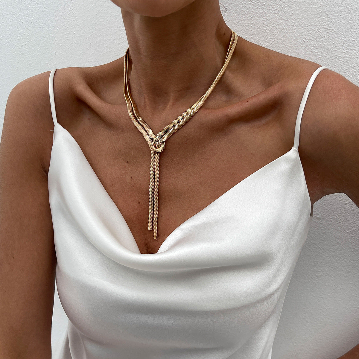 Planderful Vienna Verve Necklace – Elegant Irregular Design