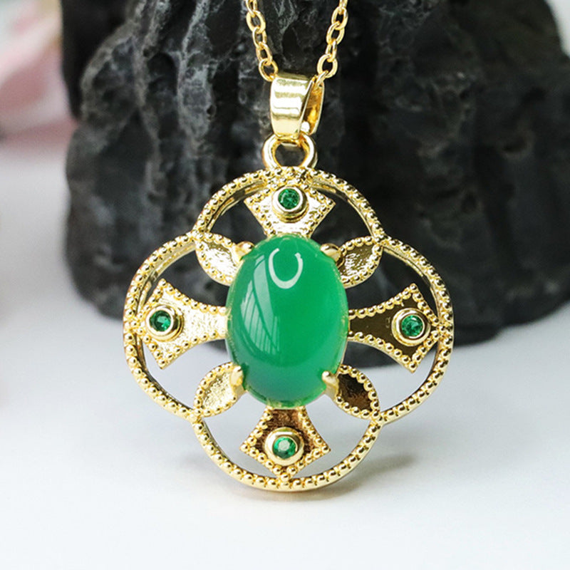 Imperial Green Chalcedony Oval Clover Necklace
