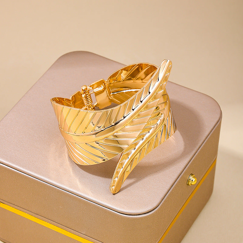 Exaggerated Spring Leaf Bracelet - Vienna Verve Collection