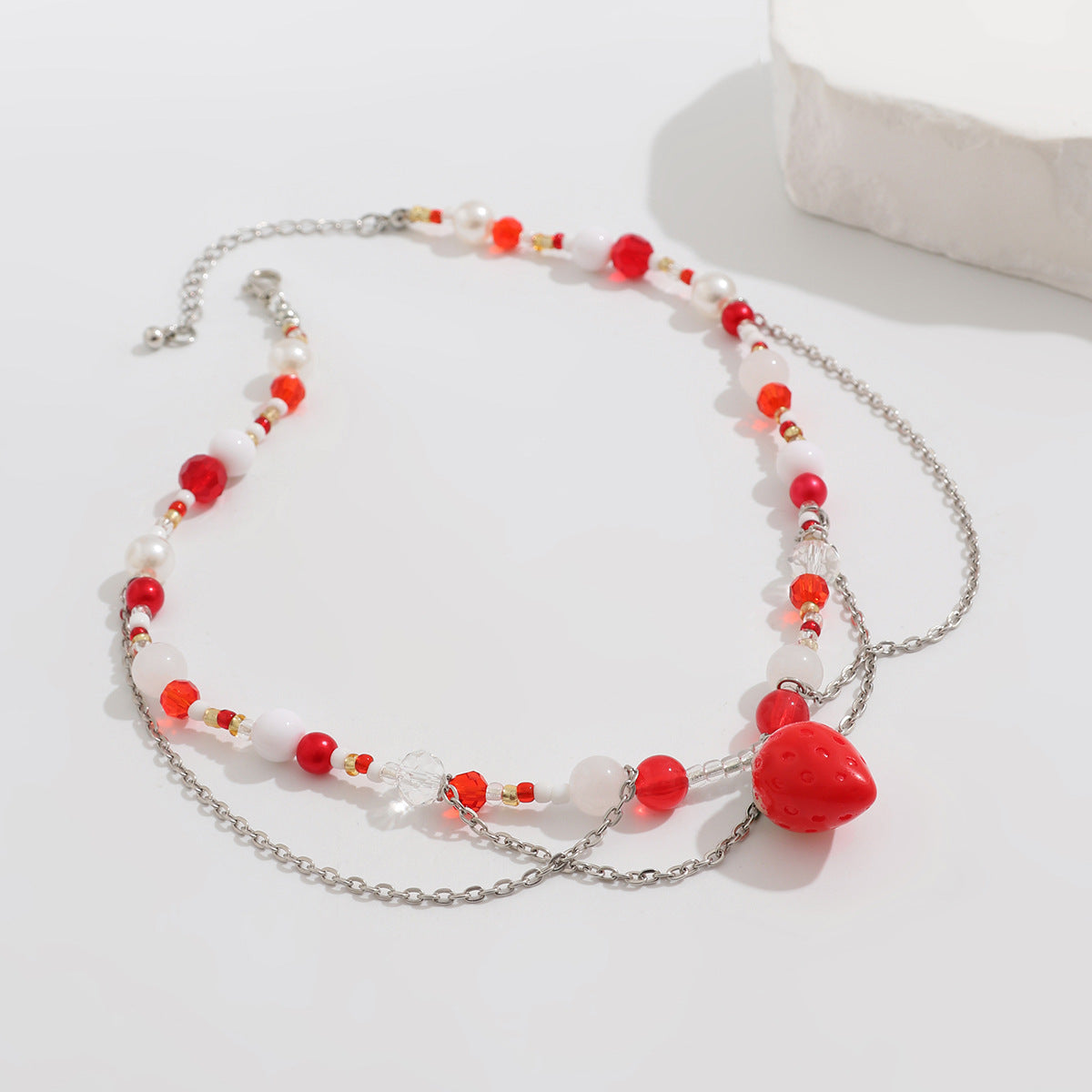 Planderful Vienna Verve Necklace – Elegant Imitation Pearl Design