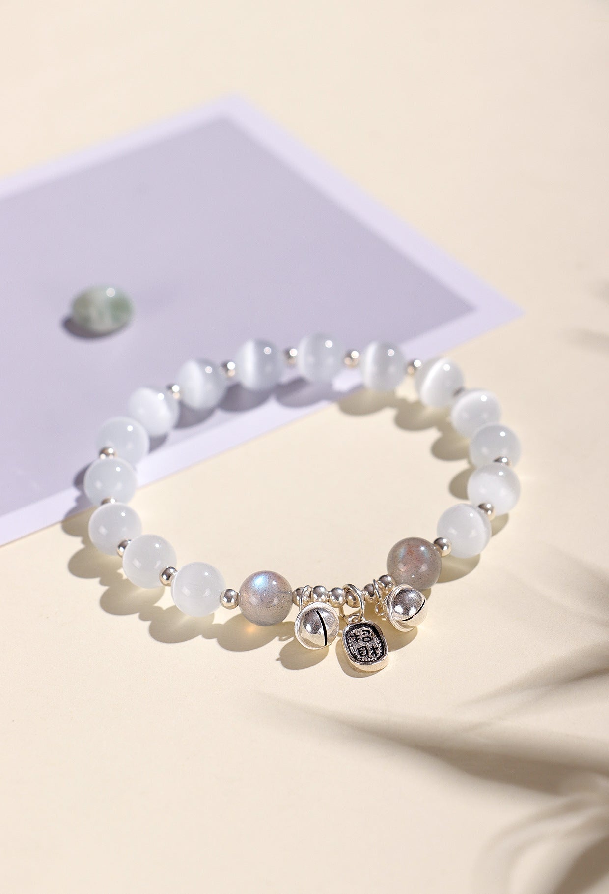 Planderful Fortune's Favor Bracelet – Exquisite Gray Moonlight Opal Design