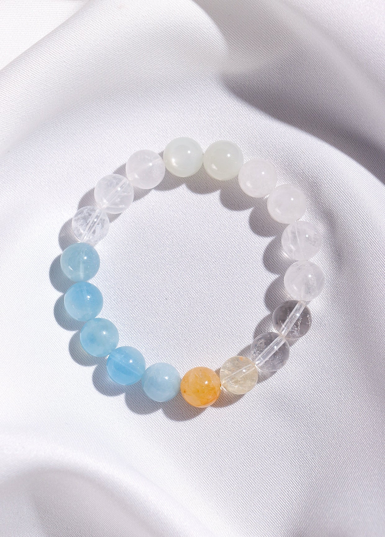 Planderful Fortune's Favor Bracelet – Elegant Crystal and Moonlight Stone Design