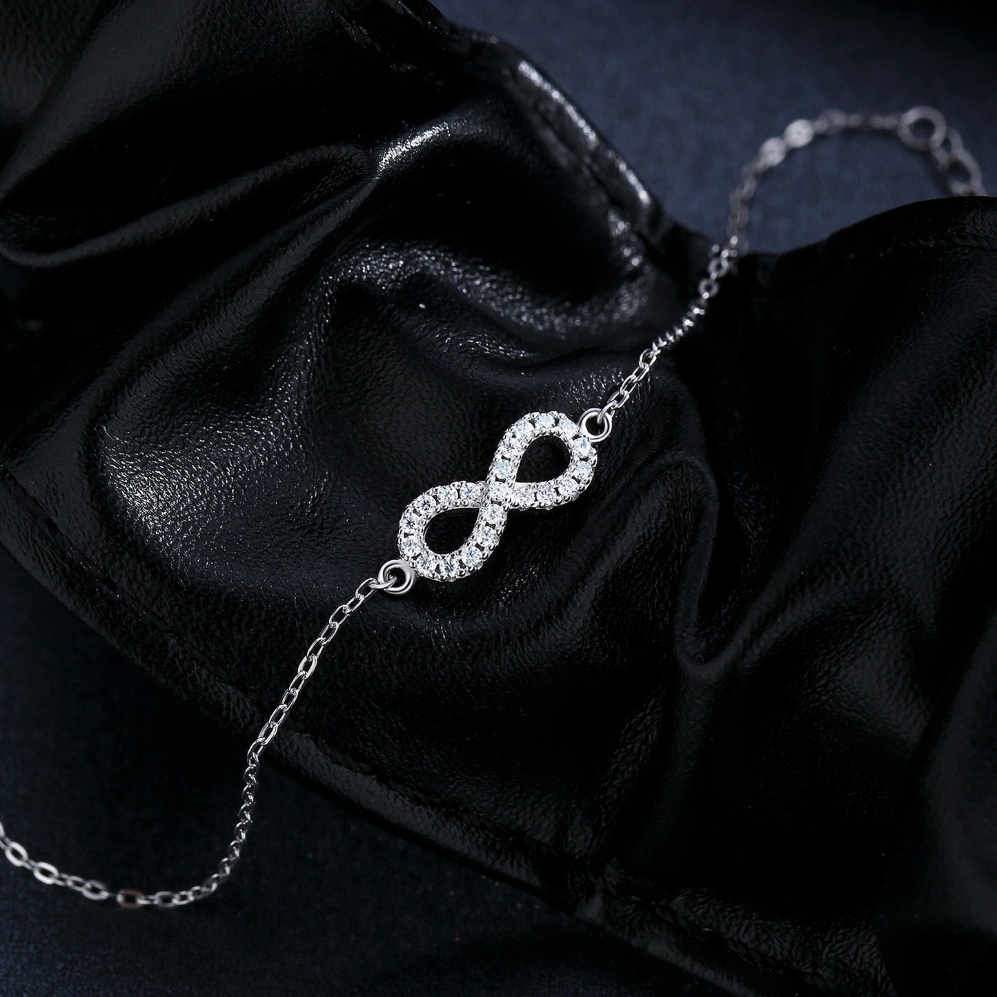 Planderful Moissanite Sparkling Bracelet – Elegant Sterling Silver Design