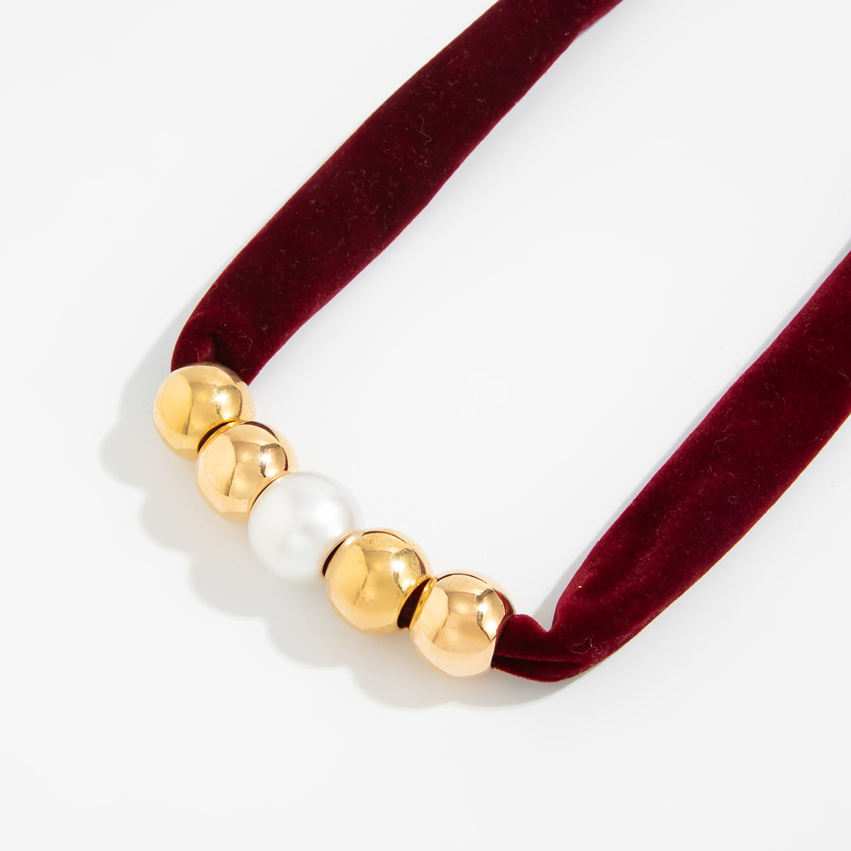 Knotted Fabric Pearl Bead Necklace