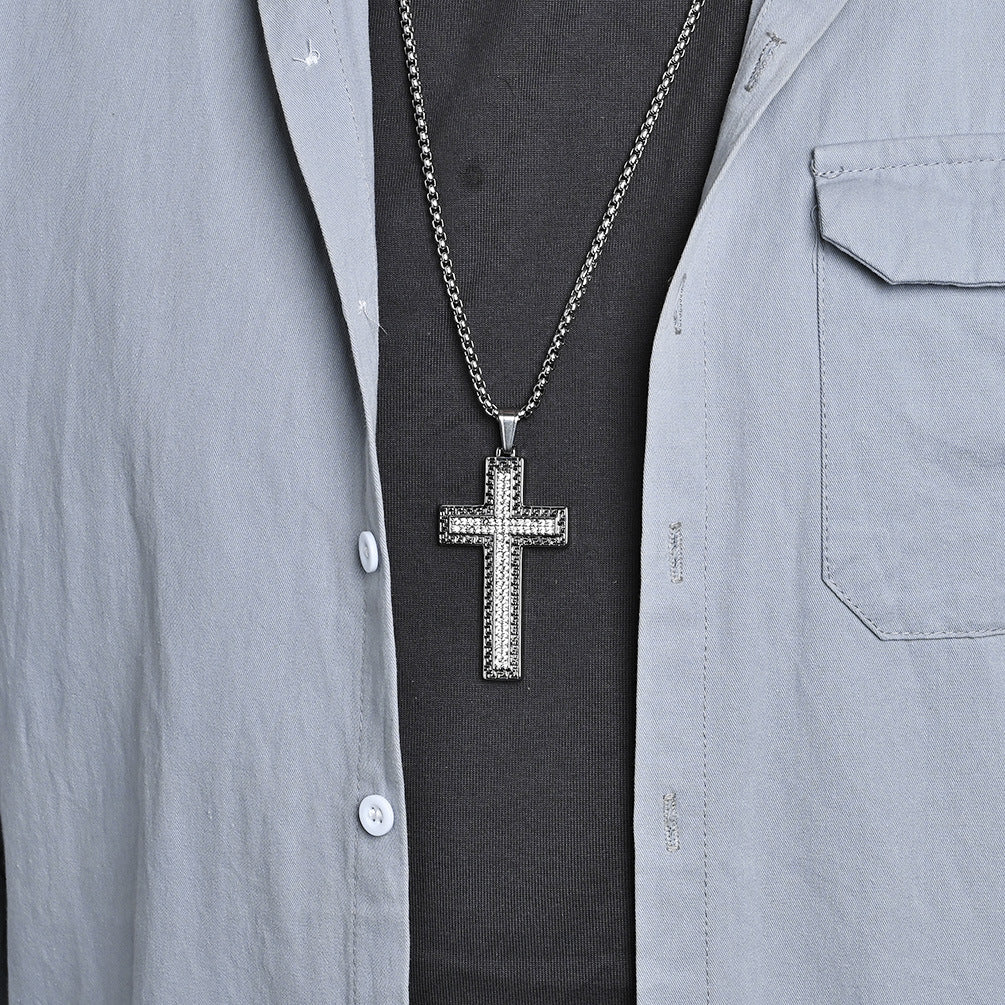 Planderful Titanium Cross Necklace for Hip Hop Streetwear Fans Zircon Accent Niche High End Pendant