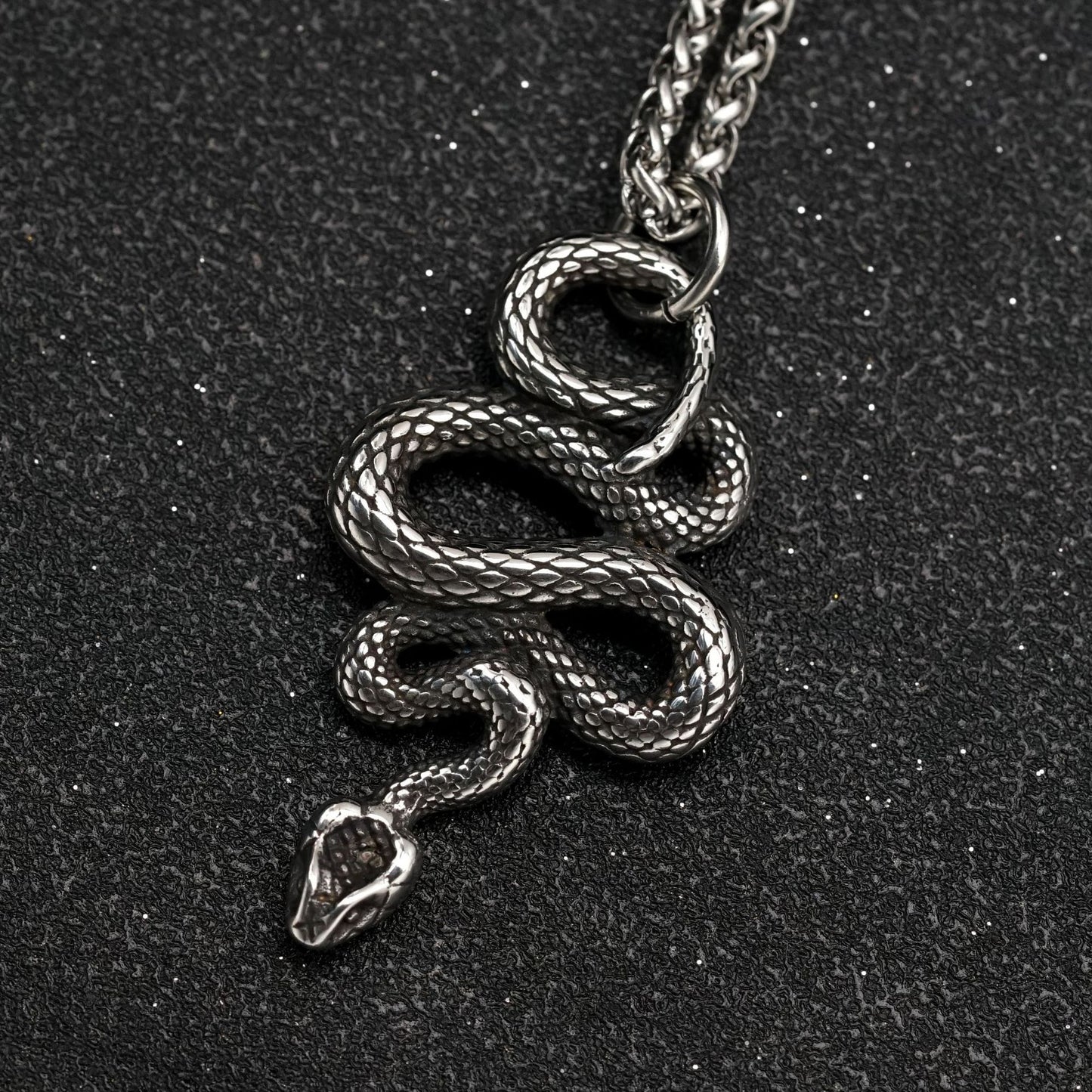 Steel Necklace – Vintage Snake Pendant Necklace With Retro European American Style