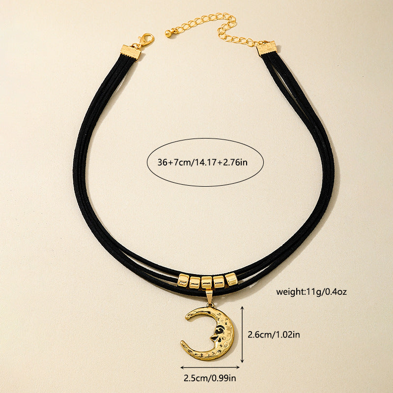 Planderful Vienna Verve Necklace – Elegant Three-Layer Crescent Moon Design