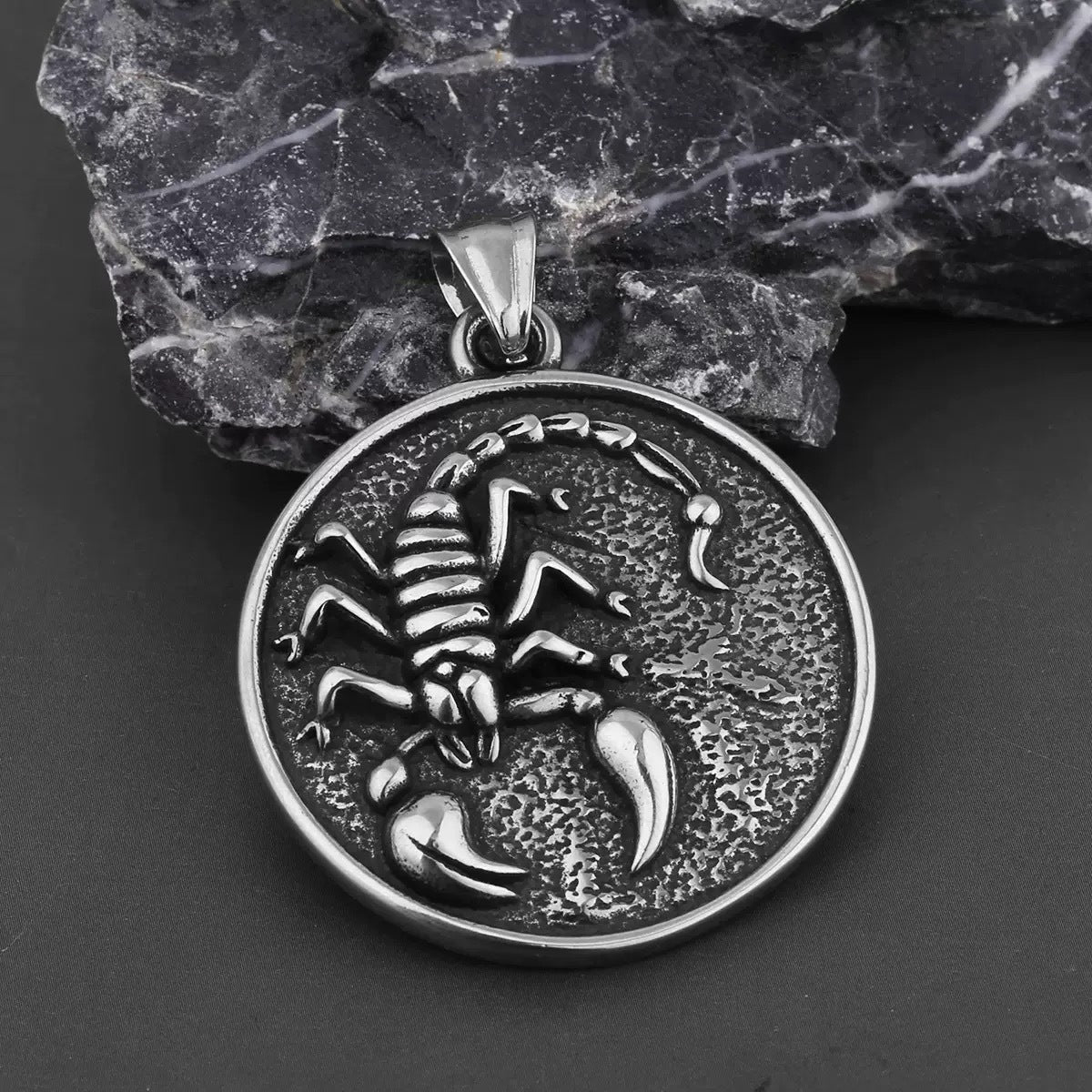 Planderful Men's Stainless Steel Scorpion Necklace Punk Hip Hop Retro Pendant For Trendsetters