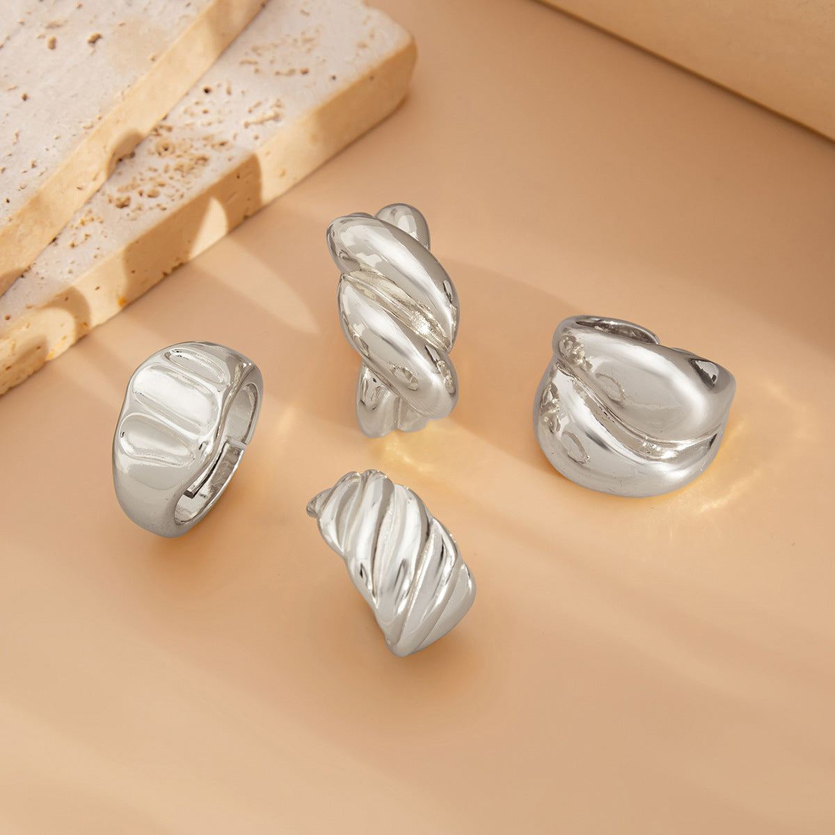 Planderful Vienna Verve Ring – Adjustable Geometric Design