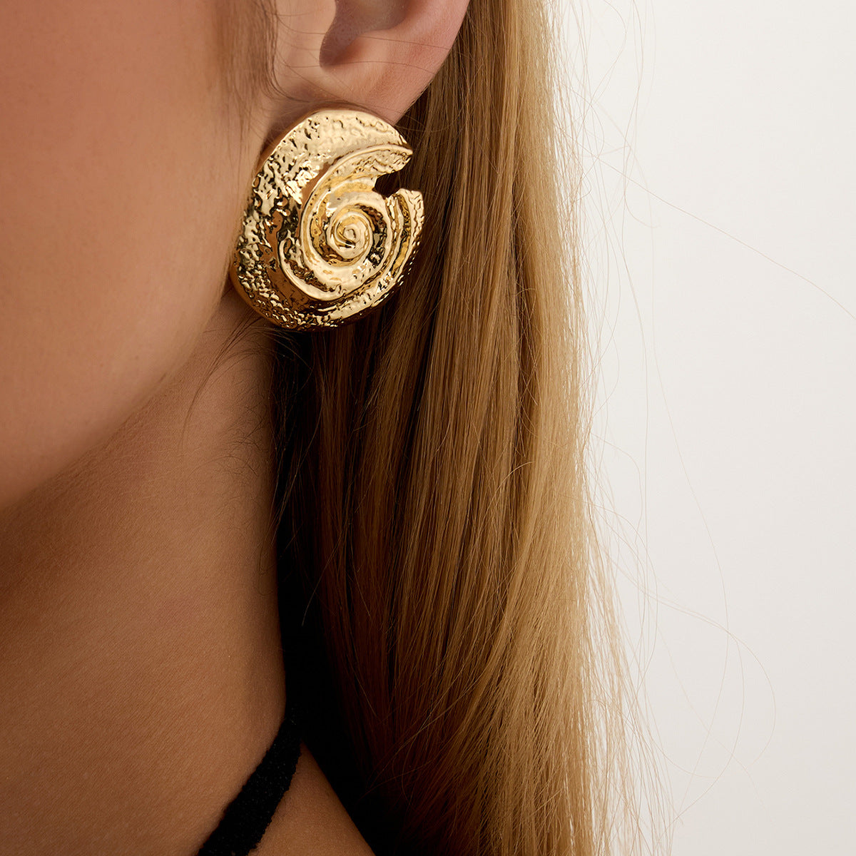 Planderful Geometric Stud Earrings Heavy Industry Texture Alloy Hammer Vortex Design For Women Statement Jewelry