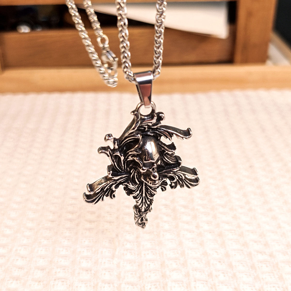 Gothic Stainless Steel Men's Necklace – Hip Hop Skull Pendant