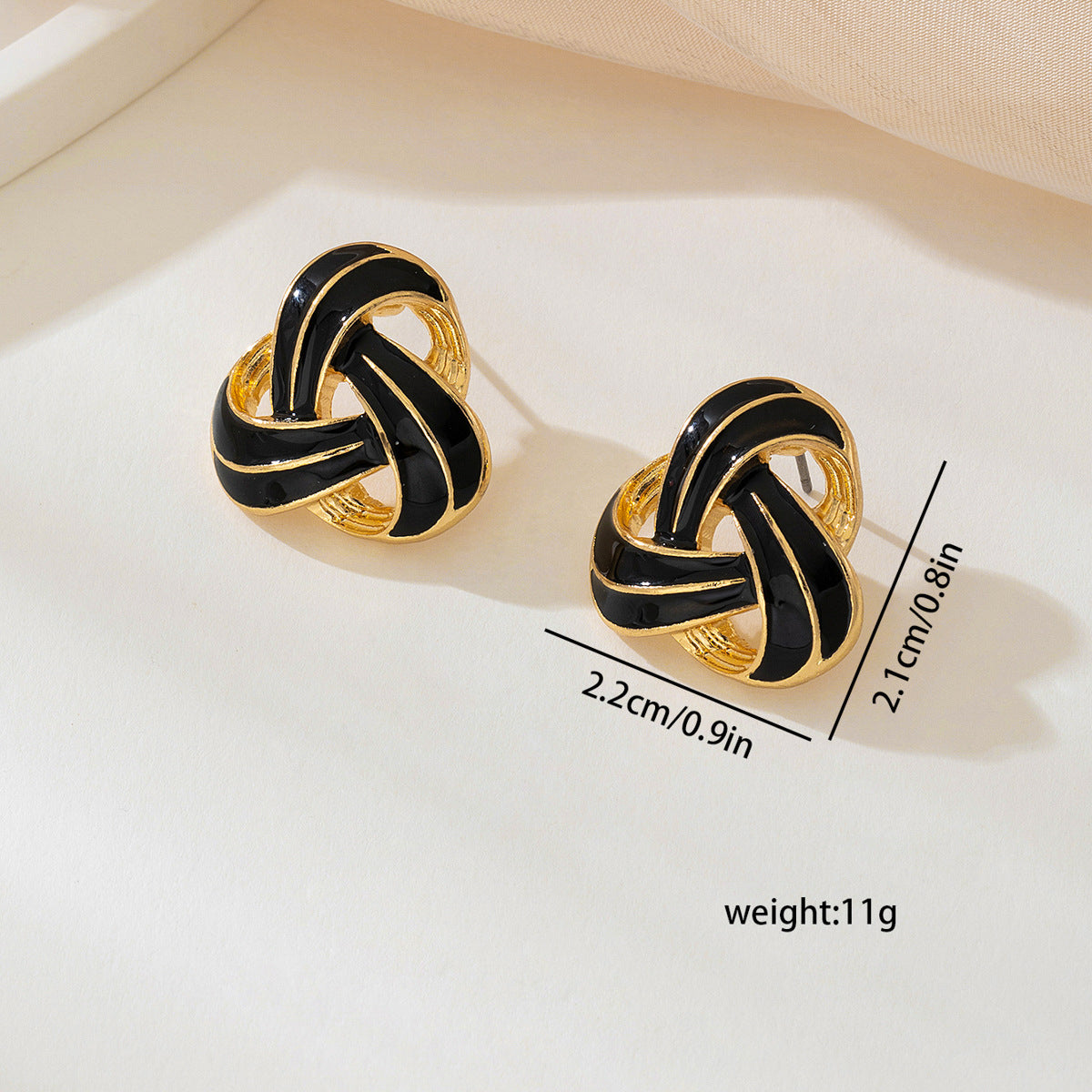 Planderful Vienna Verve Earrings – Elegant Metal Design for All Seasons