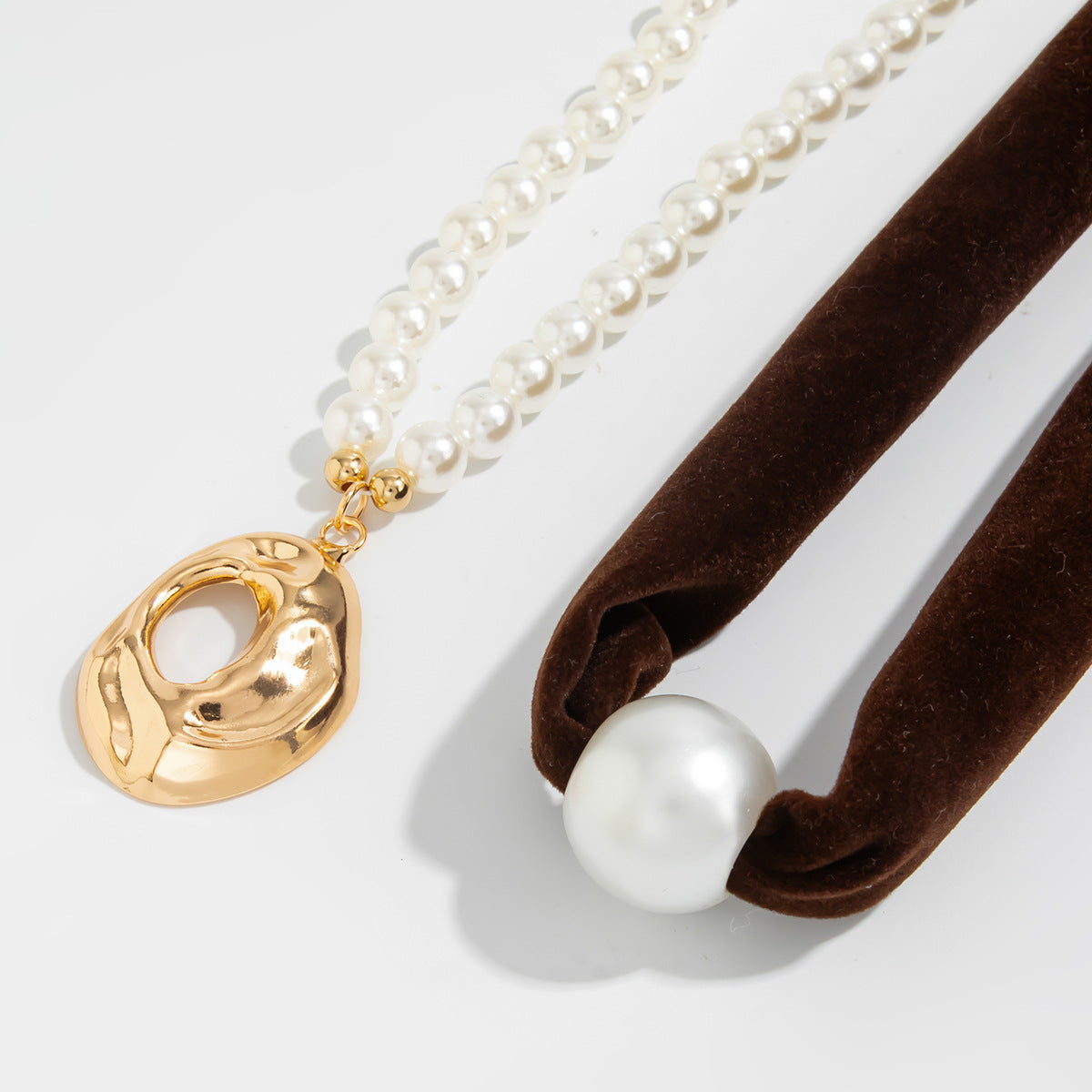 Maillard Pearl-Style Liquid Ring Necklace