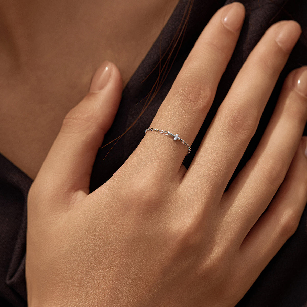 925 Sterling Silver Cross Chain Round Ring