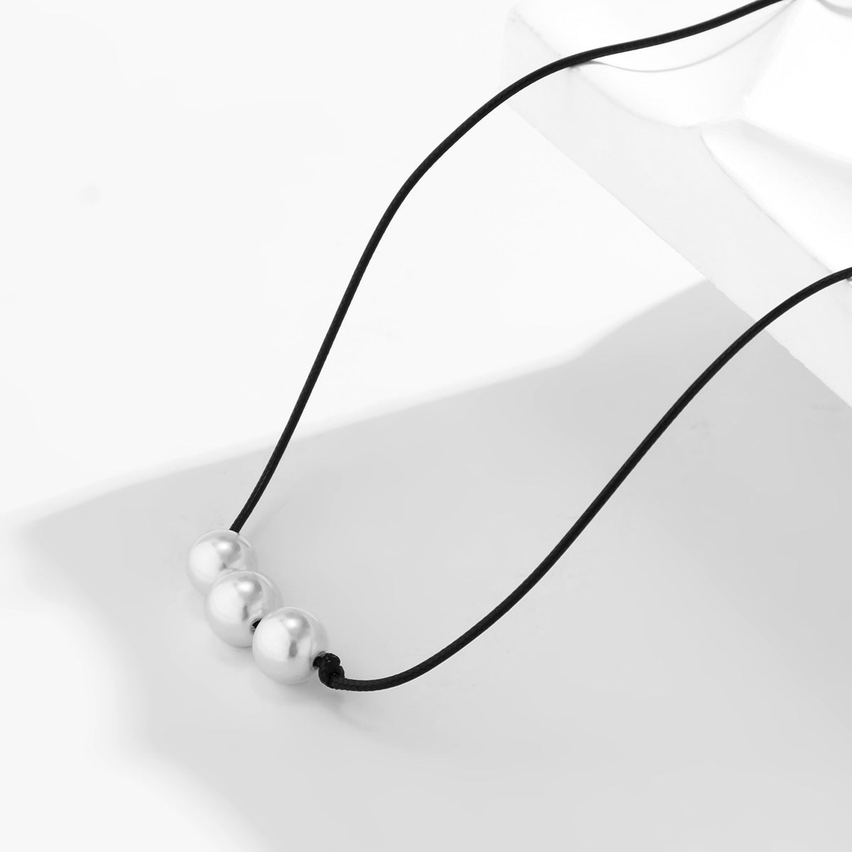 Planderful Pearl Pendant Necklace For Women Imitation Beaded Wax Thread Collarbone Jewelry Elegant Vienna Verve