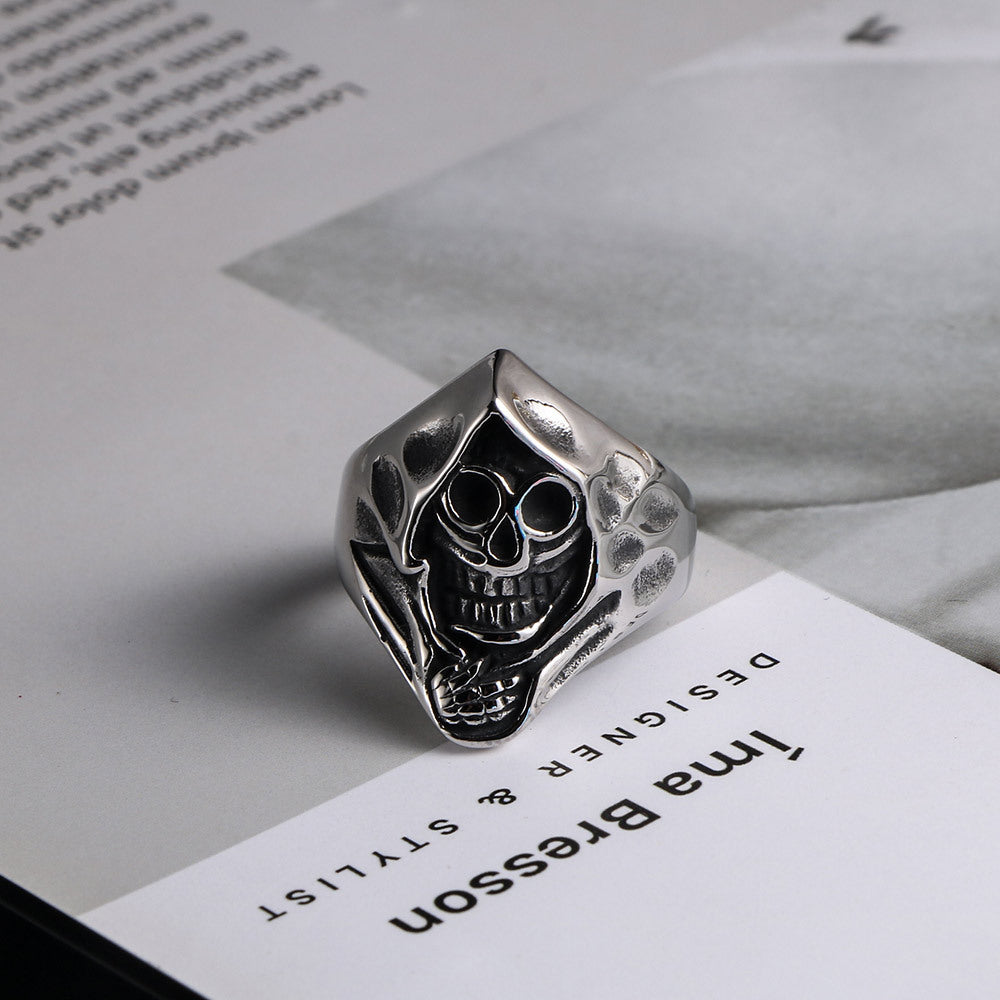 Engraved Skull Ghost Head Ring for Men - Vintage Zombie Design in Titanium Steel