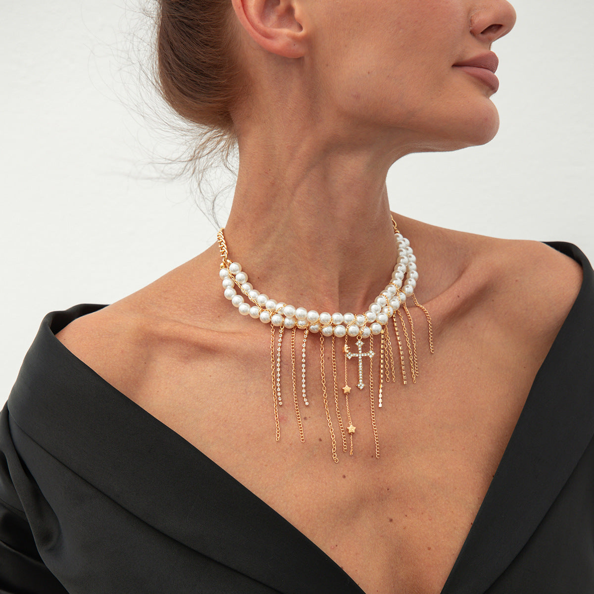 Planderful Vienna Verve Necklace – Elegant Imitation Pearl Design