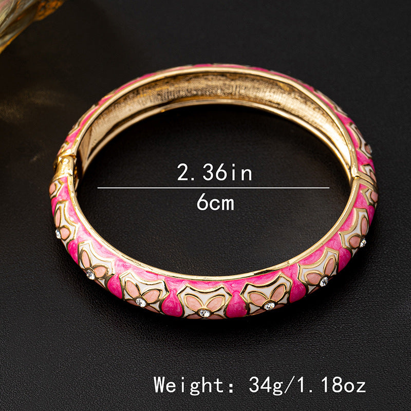 Planderful Vienna Verve Bracelet – Elegant Retro Ethnic Style