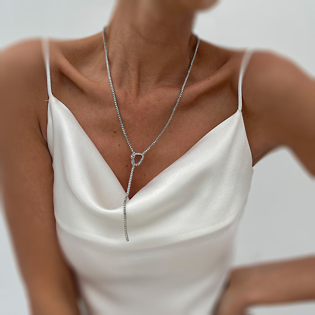 Planderful Vienna Verve Necklace – Elegant Y-Shaped Fringed Design