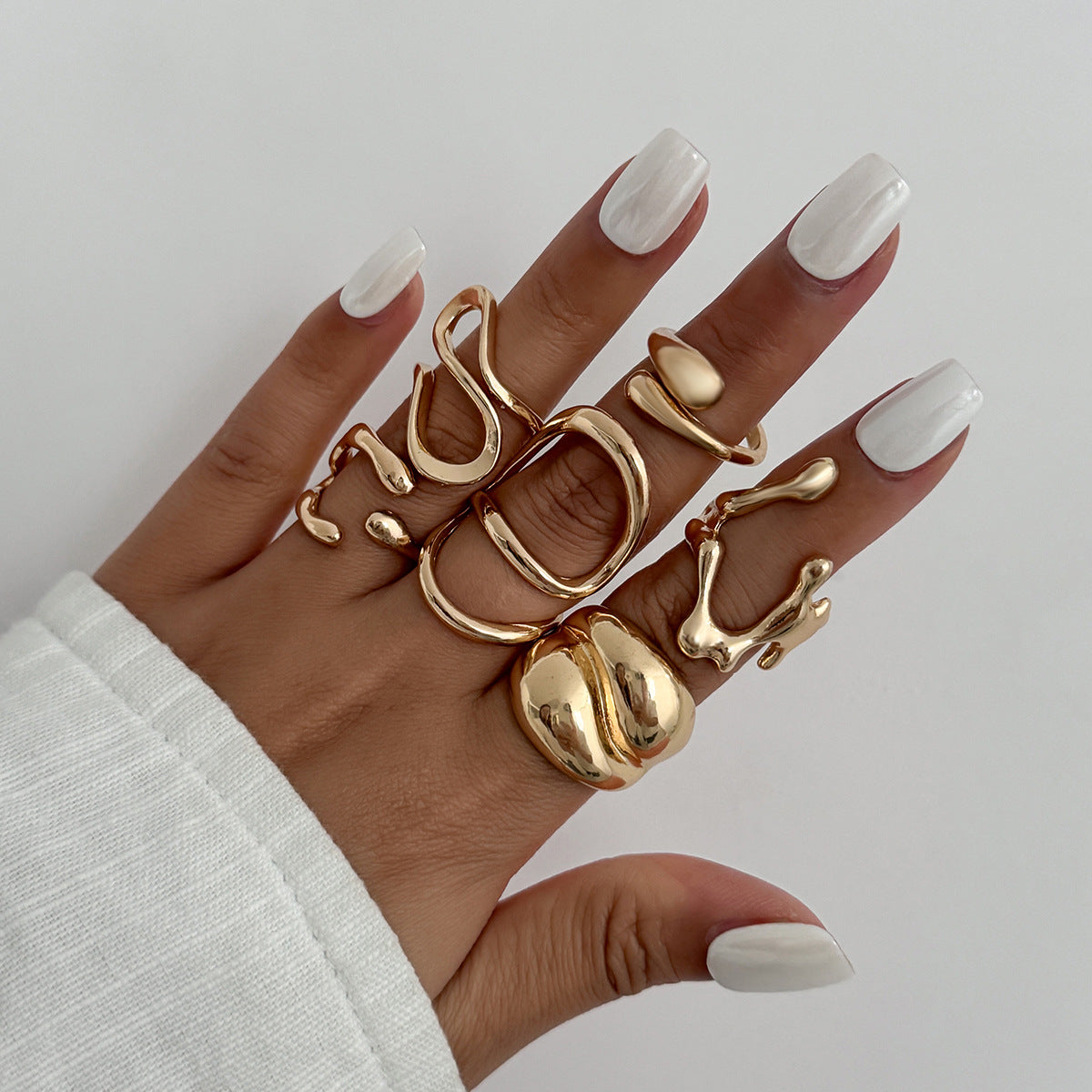 Planderful Vienna Verve Exaggerated Cross Thread Ring For Retro Geometric Statement Jewelry Unisex