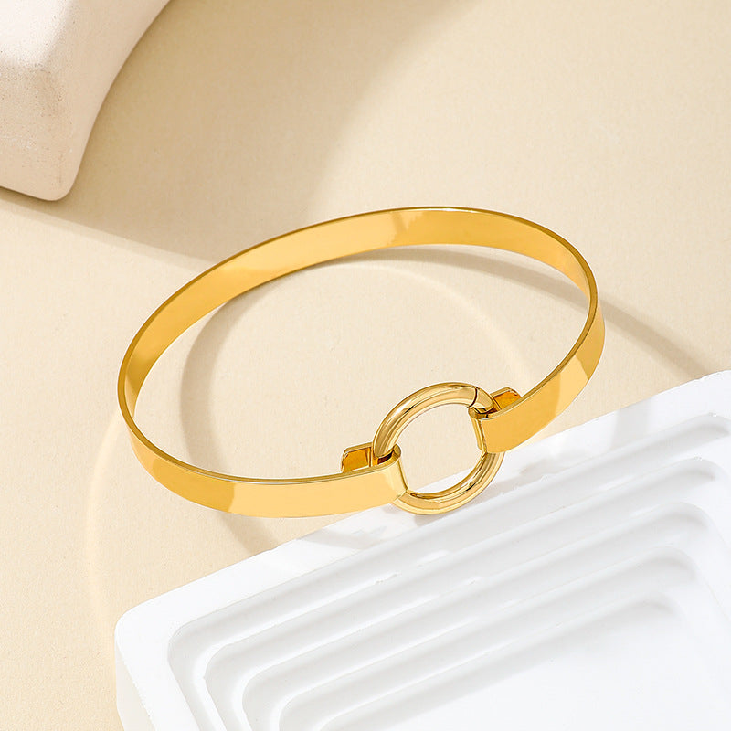 Planderful Vienna Verve Bracelet – Exquisite Metal Round Buckle Design