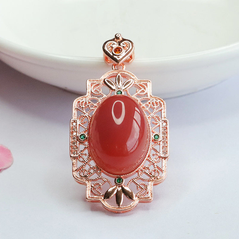 Natural Agate Hollow Pendant Necklace with Vintage Charm