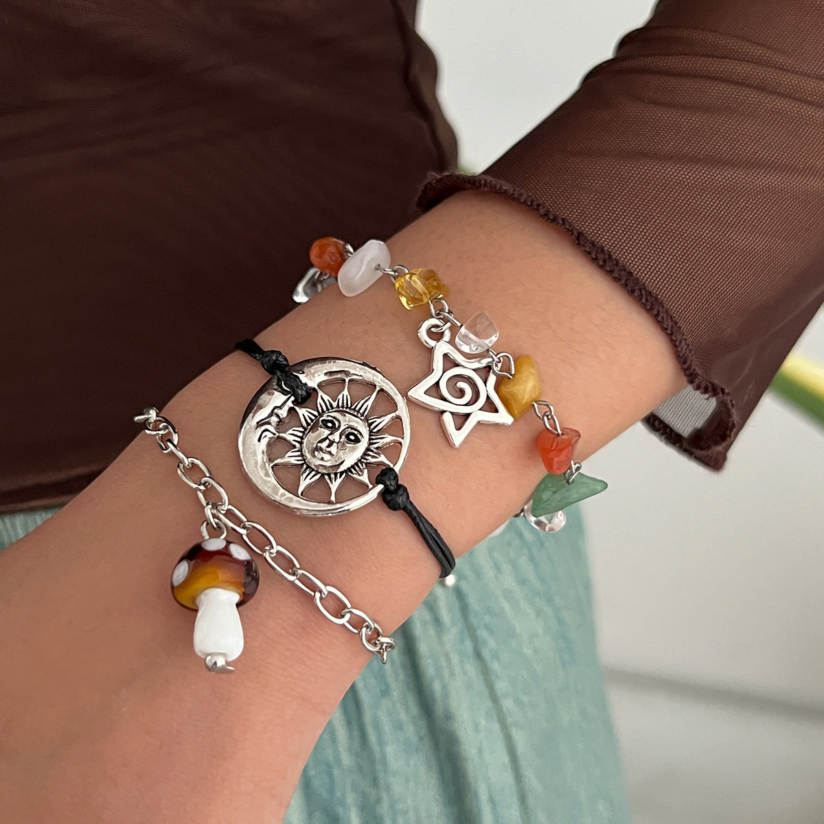 Planderful Vienna Verve Ethnic Wind Star Bracelet For Women Retro Gravel Statement Jewelry