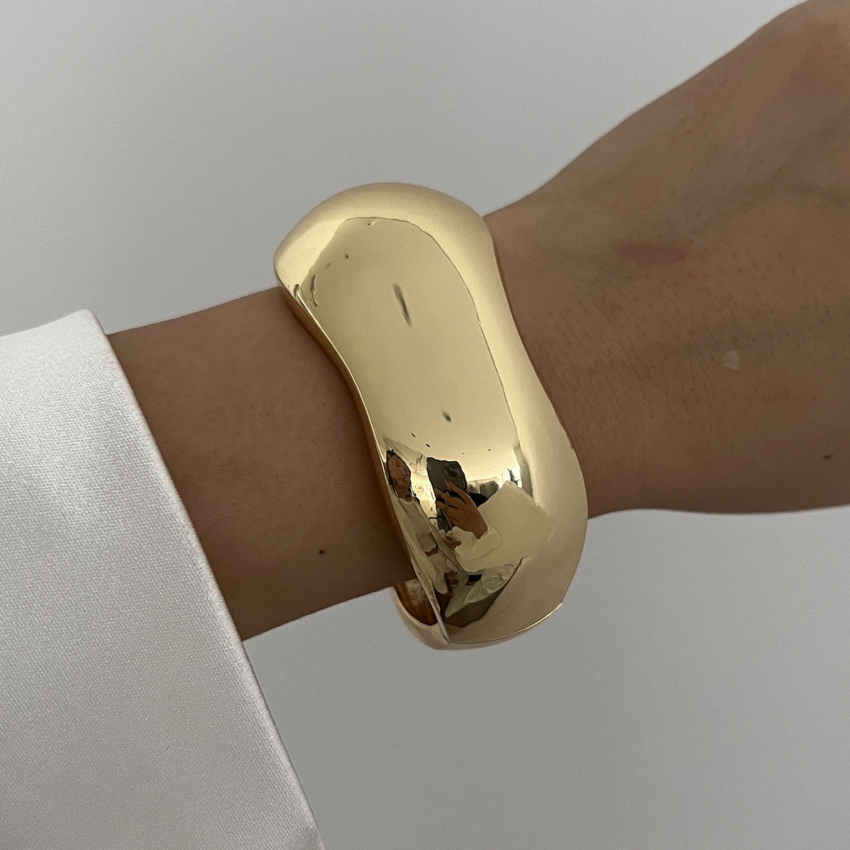 Planderful Collection Vienna Verve Irregular Wavy Bracelet For Women Bold Statement Glossy Finish