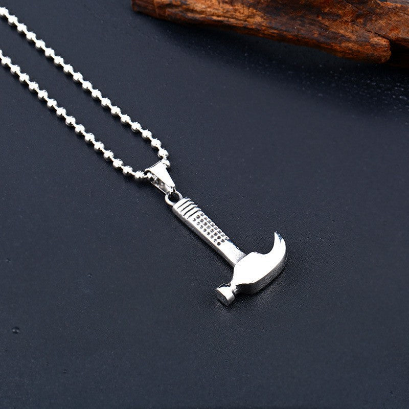 Custom Retro Stainless Steel Hammer Pendant for Men - Stylish Titanium Steel Jewelry Wholesale