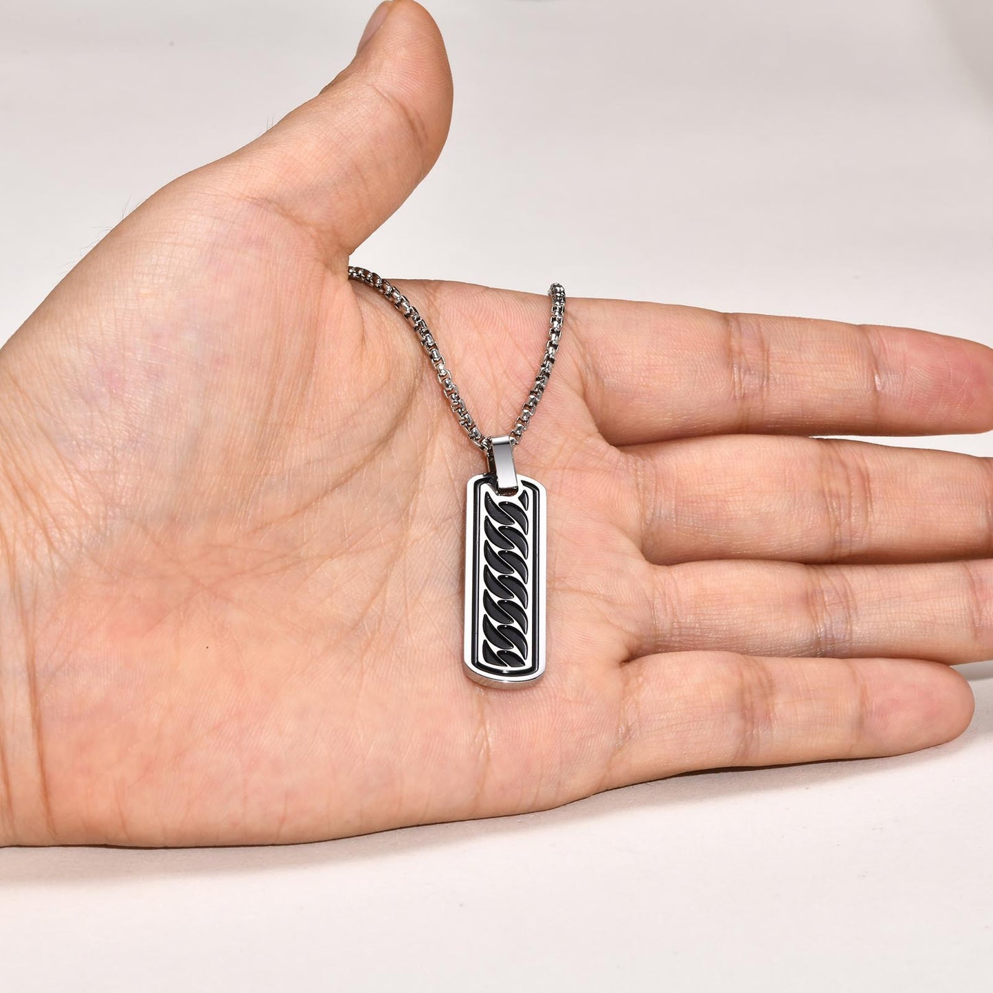 Stainless Steel Chain Pattern Pendant Necklace for Men