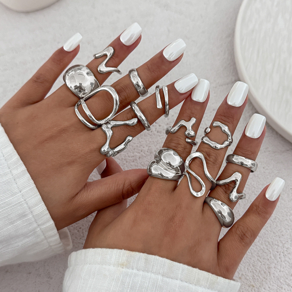 Planderful Vienna Verve Geometric Ring With Liquid Joint Design For Women Modern Minimal Metal Jewelry