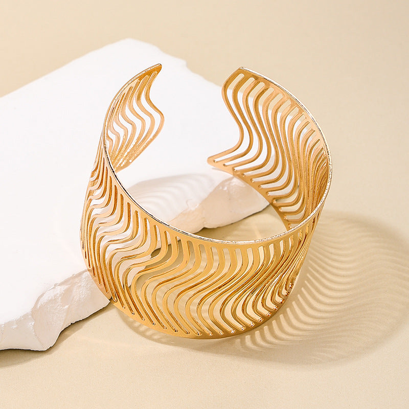 Exaggerated Punk Sparkling Bracelet with Middle Eastern Flair